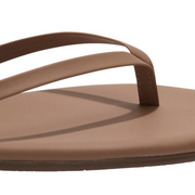 tkees beach bum foundations matte flip flops