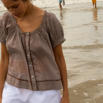 women's cafe flora top