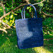 manebi vintage navy raffia net bag