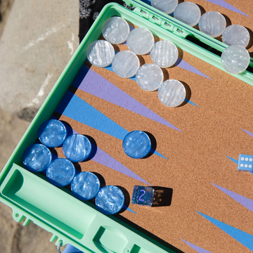 gammn mint backgammon board