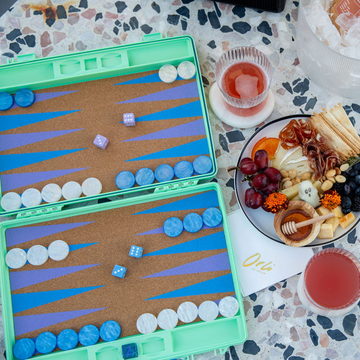 gammn mint backgammon board