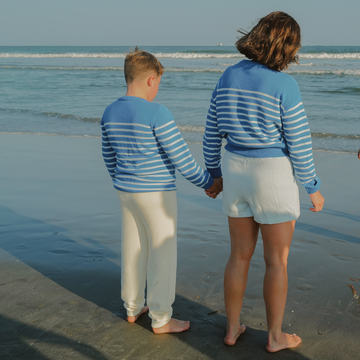women's light blue knit short