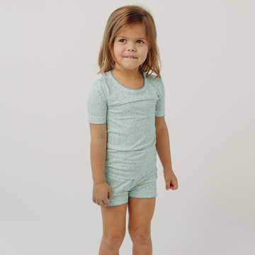 girls hibiscus ditsy shirt and short pima pajamas set